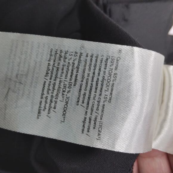 Joggers Cropped Pants Size Large Black with Yellow and Red Side Stripes - Picture 8 of 13